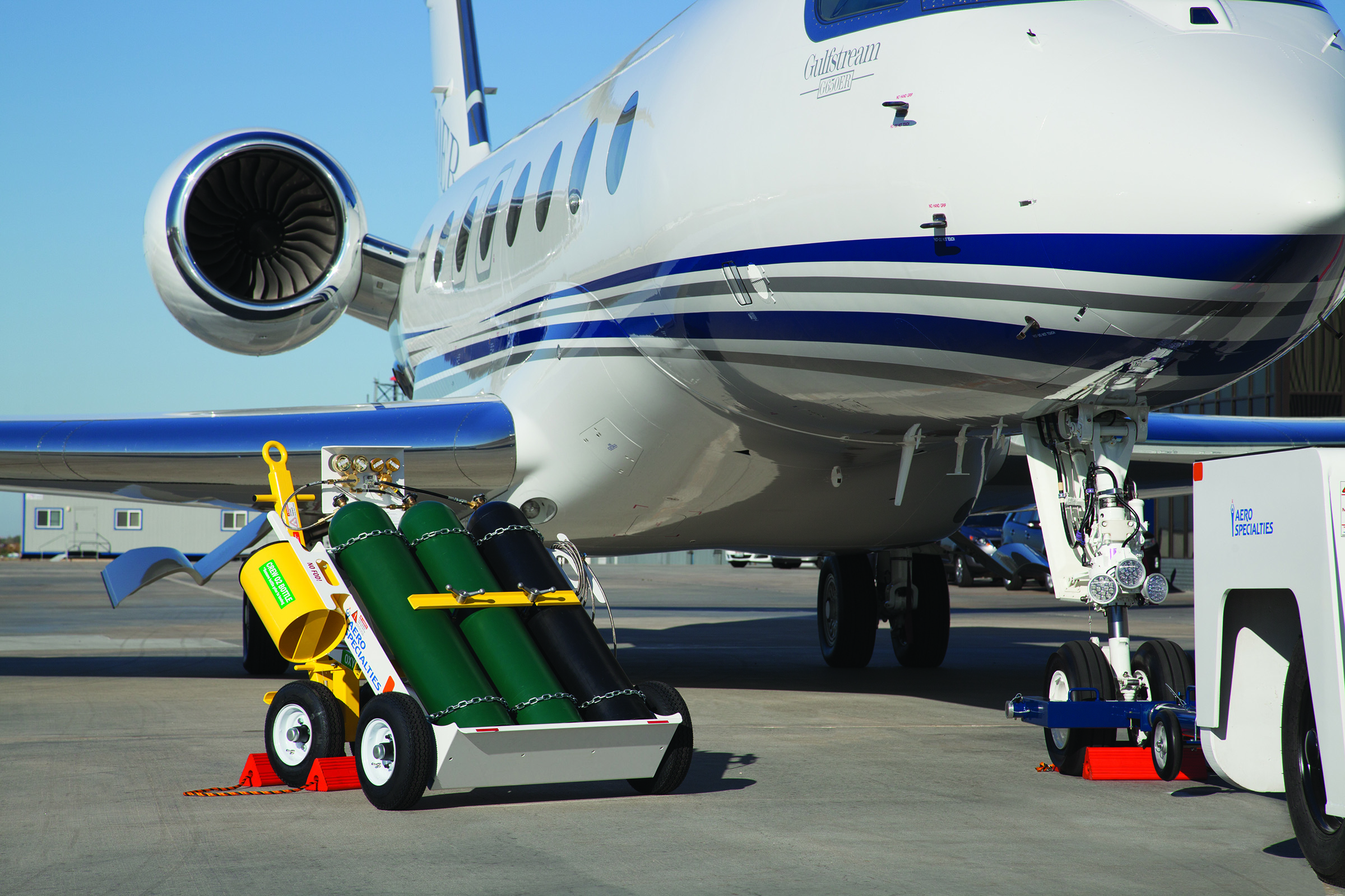 aero bottle oxygen service aircraft specialties cart ground equipment support remote o2 airport aviation gse complete company