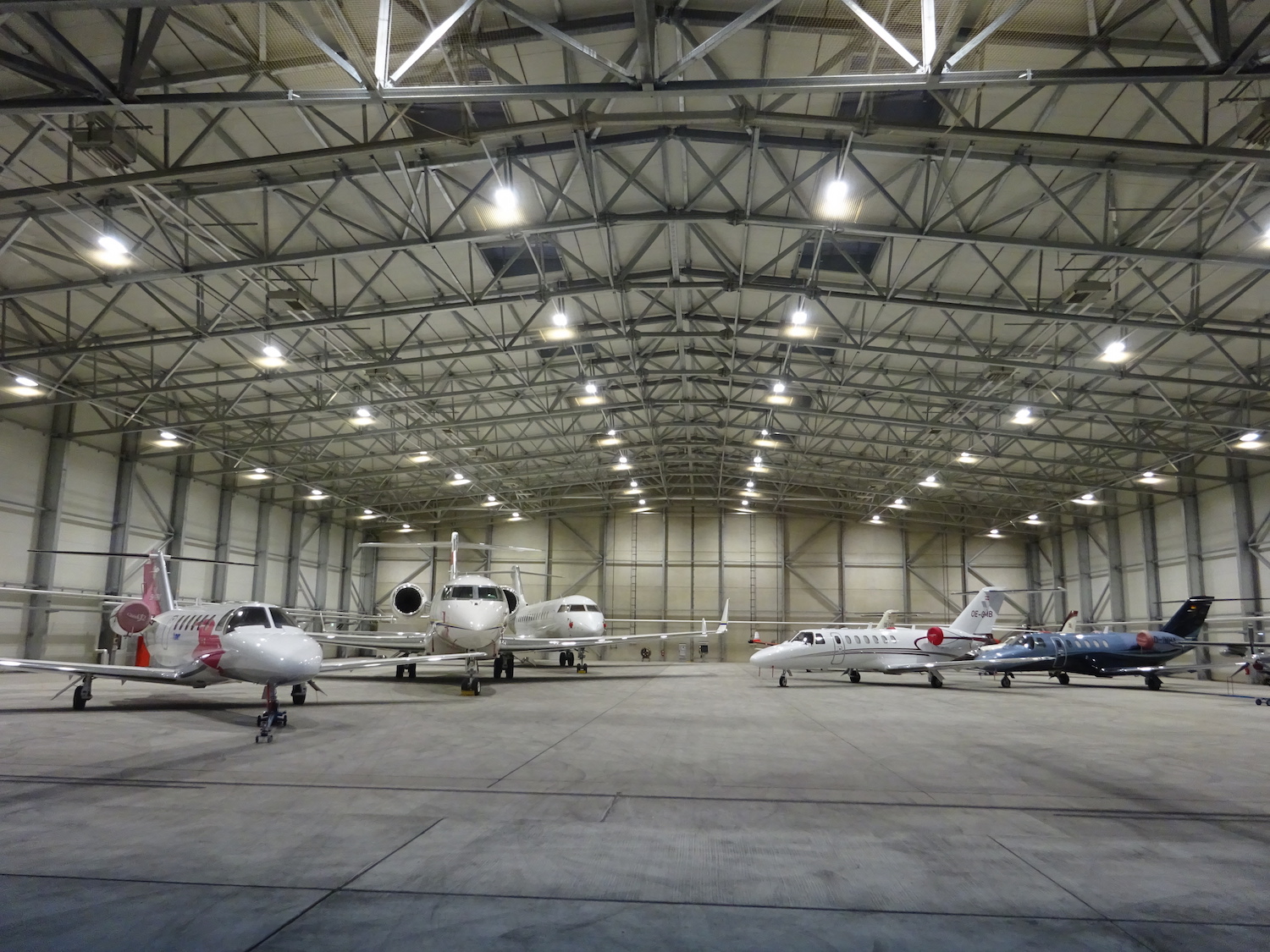 Business Aircraft Storage Hangars - Airport Suppliers